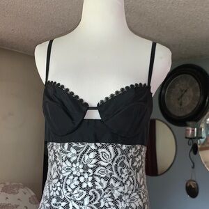 La Perla Elegant Black And White Floral Lace Chemise Style Dress Preloved